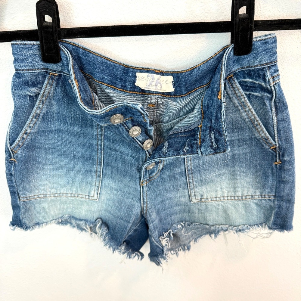 We the Free People Jesse Carpenter Denim Shorts Size 26 High Rise Cut-off Basic - Picture 3 of 7